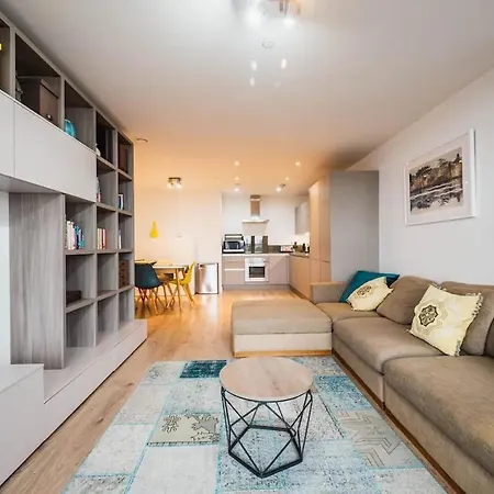 Pass The Keys 3 Bed 2 Bath With Stunning Views From The 8Th Fl Apartamento
